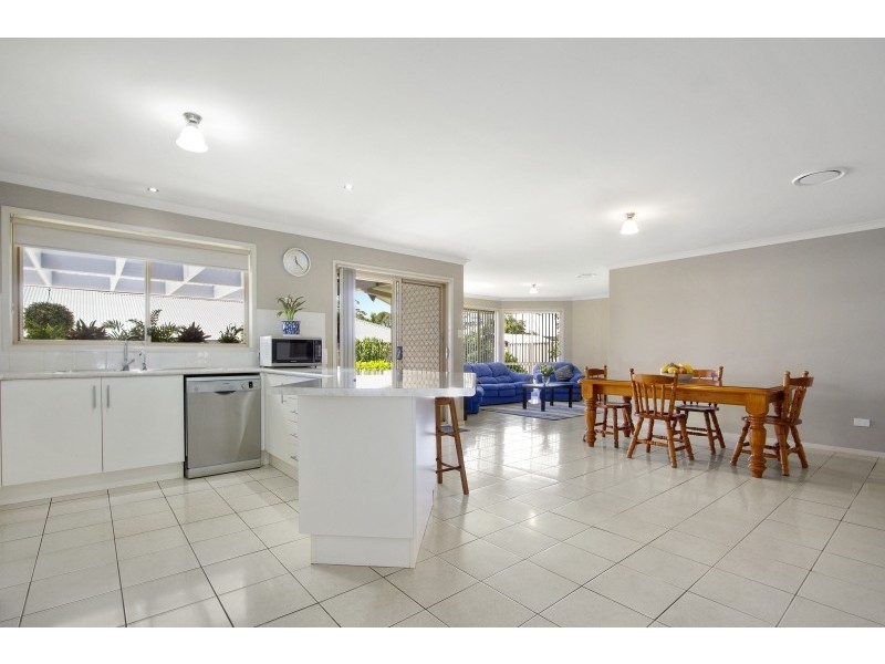 41 Royal Mantle Drive, Ulladulla NSW 2539