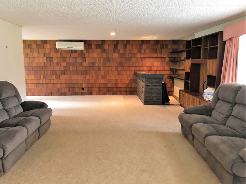 19 Bannister Head Road, Mollymook Beach NSW 2539
