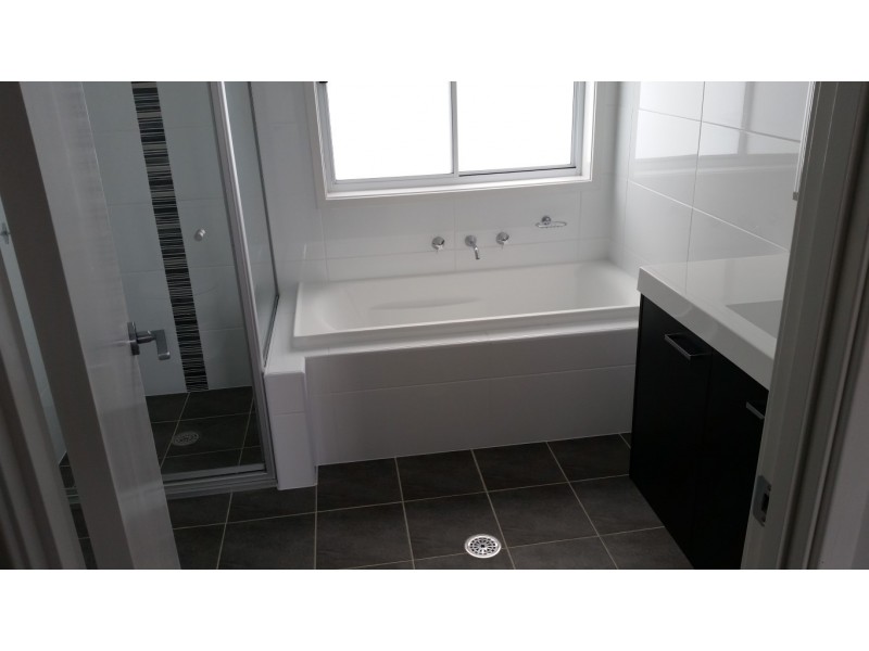 14 Como Ave, Burrill Lake NSW 2539