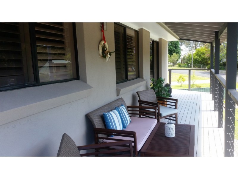 13 Anglers Parade, Fishermans Paradise NSW 2539
