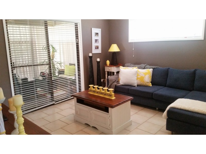 13 Anglers Parade, Fishermans Paradise NSW 2539