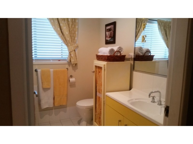 13 Anglers Parade, Fishermans Paradise NSW 2539