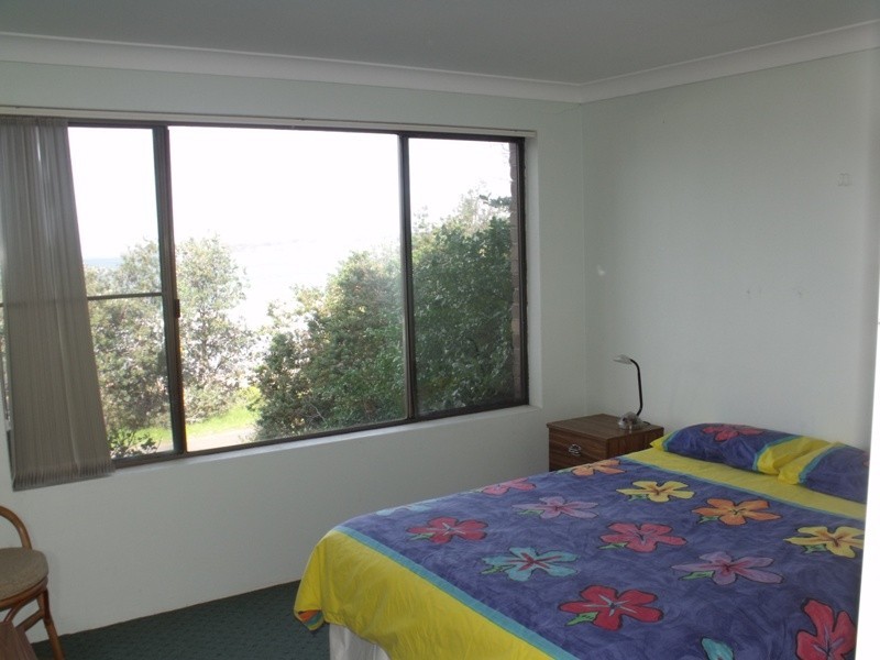 2/16 Beach, Mollymook NSW 2539