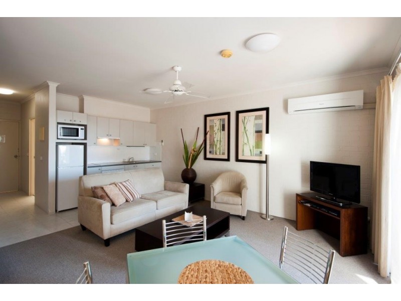 6 and 7/19 Golf Avenue, Mollymook NSW 2539