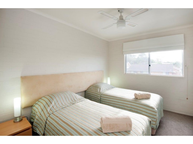 6 and 7/19 Golf Avenue, Mollymook NSW 2539