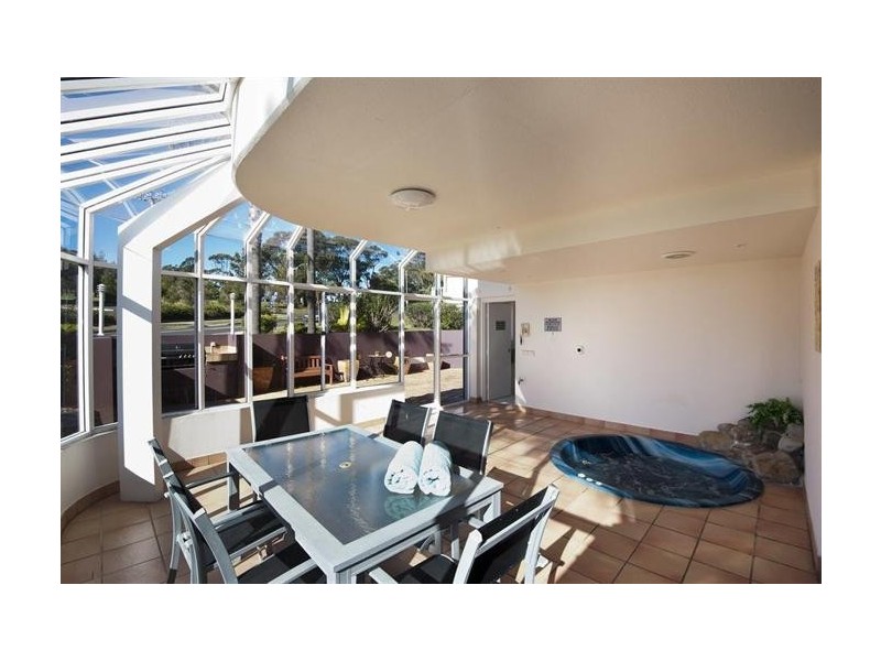 6 and 7/19 Golf Avenue, Mollymook NSW 2539