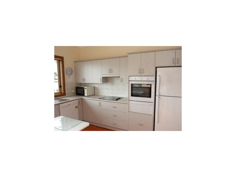 25 Highview Dr, Dolphin Point NSW 2539