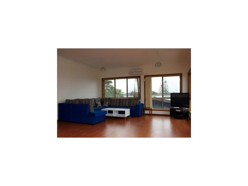 25 Highview Dr, Dolphin Point NSW 2539