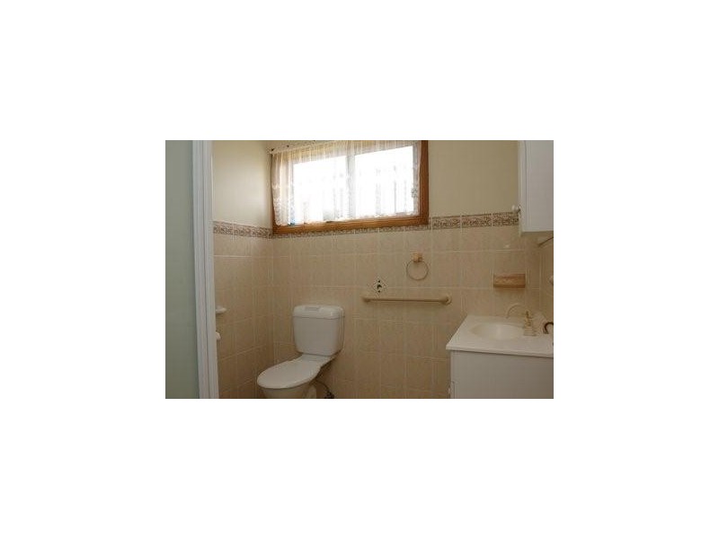 25 Highview Dr, Dolphin Point NSW 2539