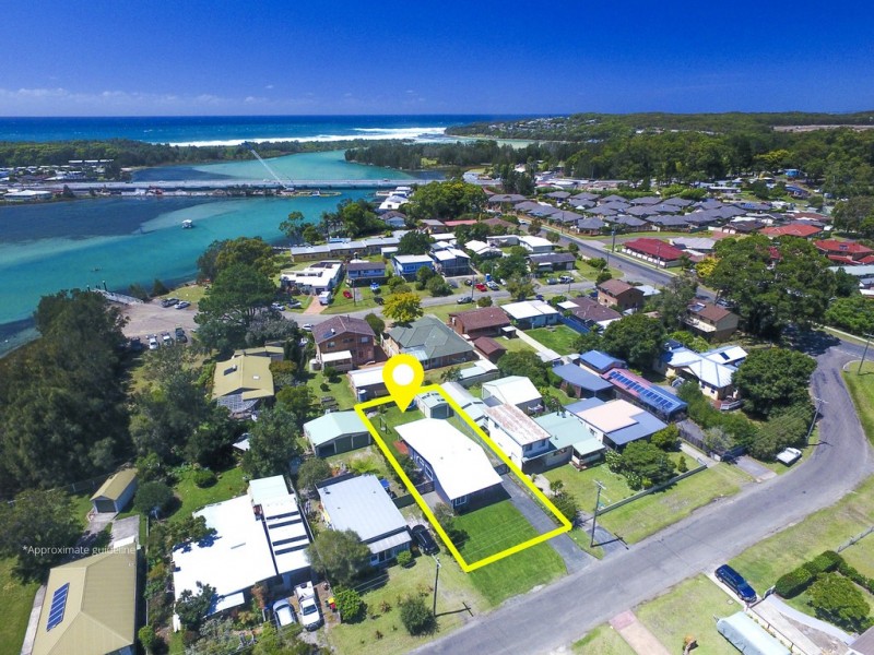 8 Rackham Crescent, Burrill Lake NSW 2539
