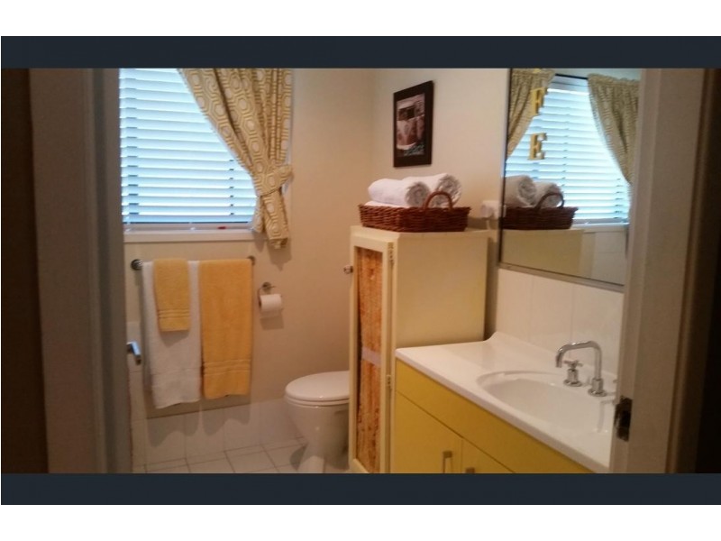 13 Anglers Pde, Fishermans Paradise NSW 2539