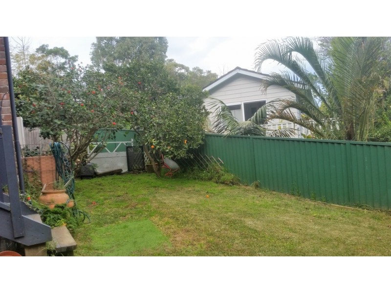 10 Bond Place, Mollymook Beach NSW 2539