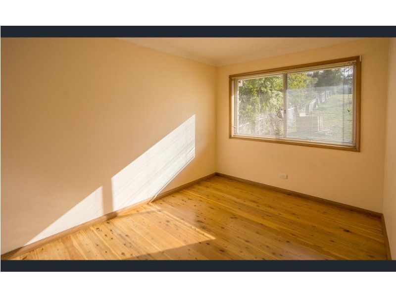 33 Clissold St, Mollymook Beach NSW 2539