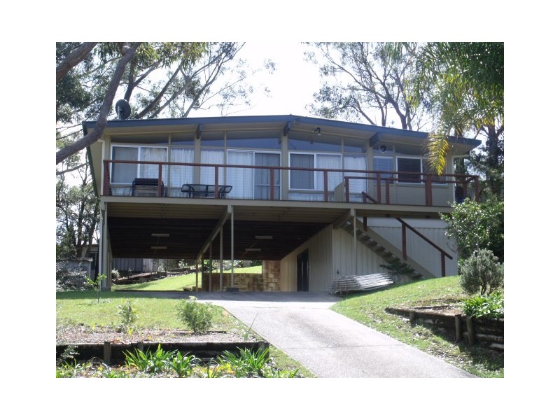 27 Parkview Parade, Mollymook NSW 2539