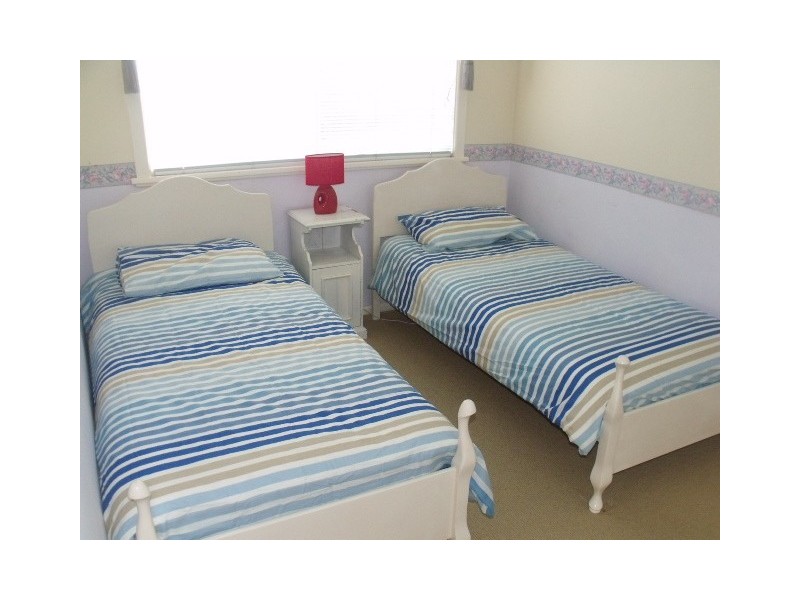 41 Golf Avenue, Mollymook NSW 2539