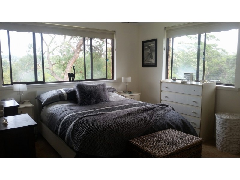 3 Bond Place, Mollymook Beach NSW 2539