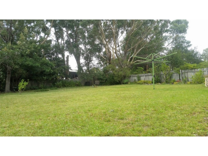 3 Bond Place, Mollymook Beach NSW 2539