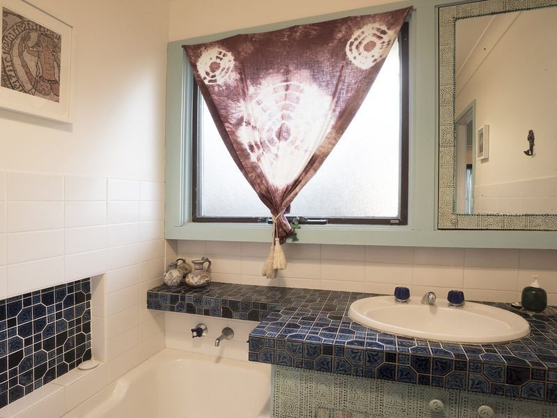 24 Mitchell Parade, Mollymook Beach NSW 2539