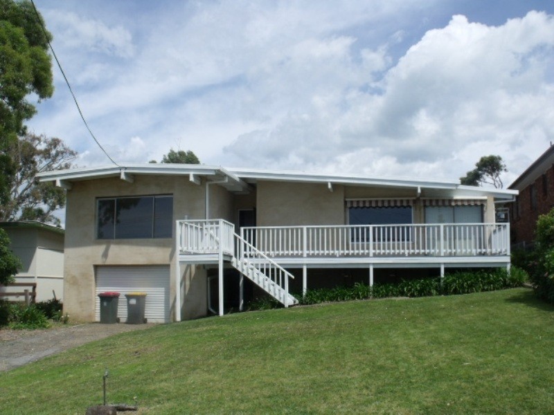 57 Donlan Road, Mollymook Beach NSW 2539