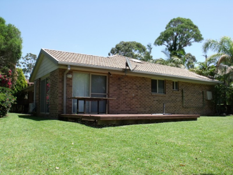 2/26 Woodglen Cresent, Mollymook Beach NSW 2539