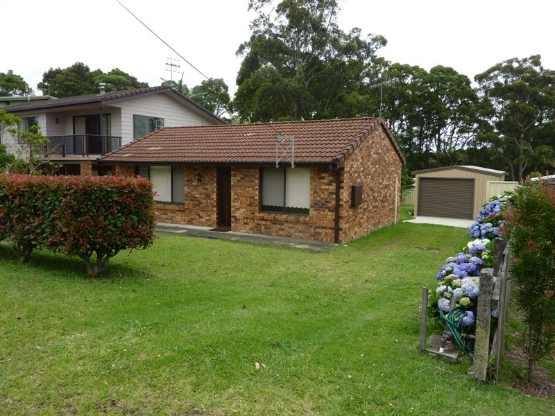 65 WALLAROY DRIVE, Burrill Lake NSW 2539