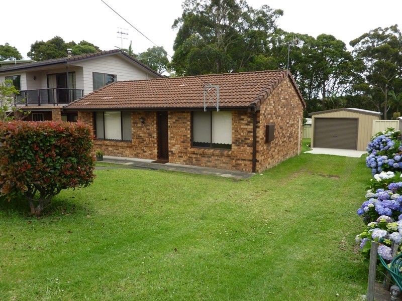 65 WALLAROY DRIVE, Burrill Lake NSW 2539