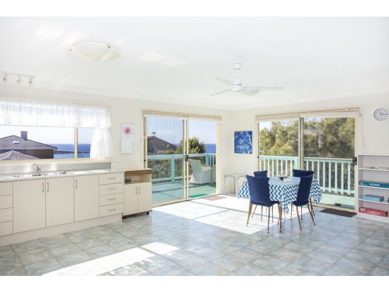3 Islander Avenue, Bawley Point NSW 2539