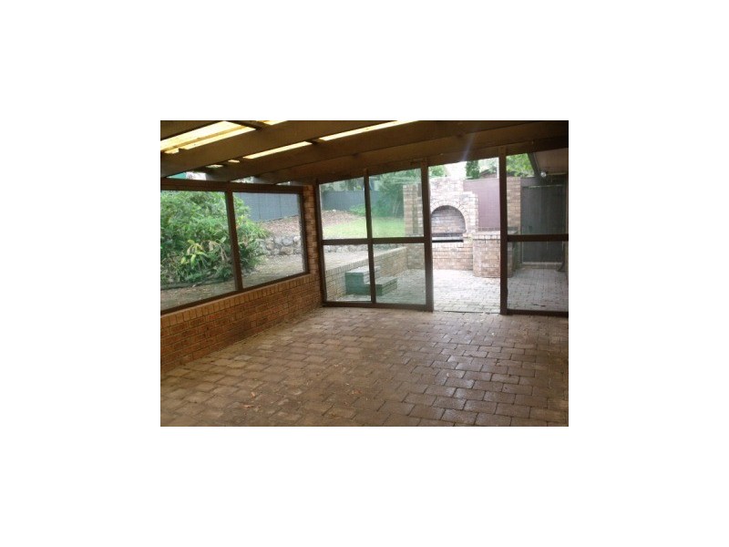 2 Ross Avenue, Narrawallee NSW 2539