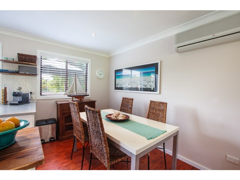 30 Treetops Cres, Mollymook NSW 2539