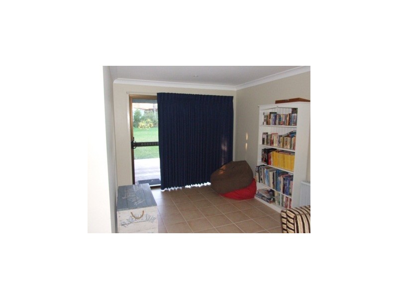28 Ross Avenue, Narrawallee NSW 2539