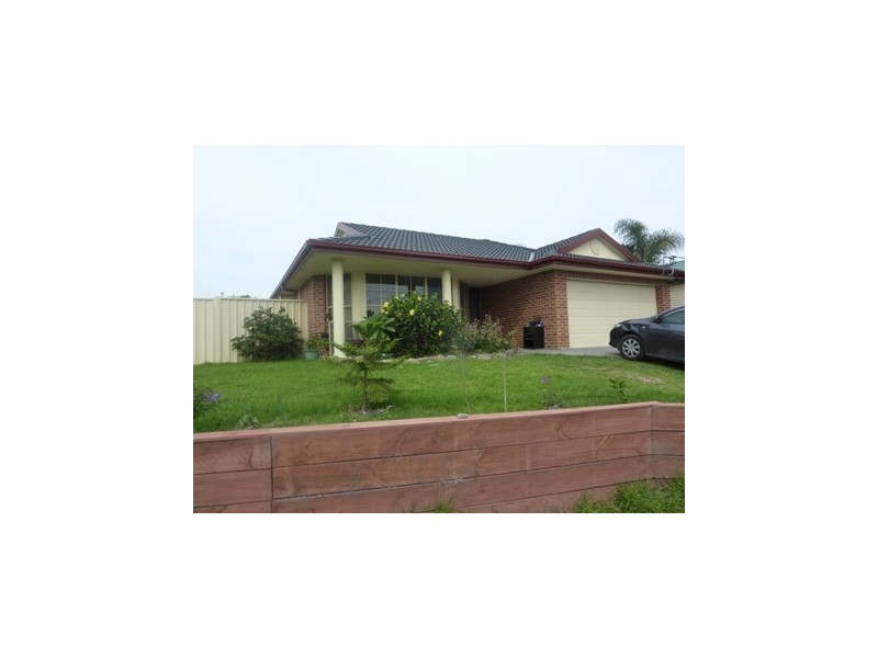 74 Princes Highway, Lake Tabourie NSW 2539