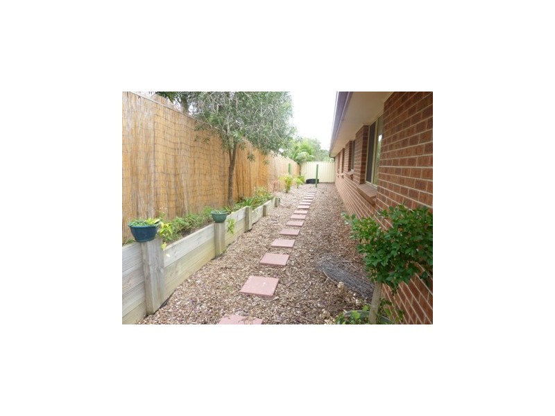 74 Princes Highway, Lake Tabourie NSW 2539