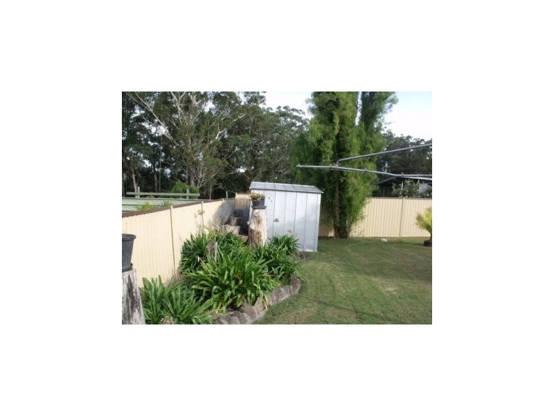 22 Spinks Avenue, Lake Conjola NSW 2539