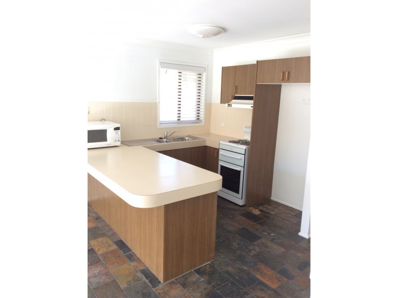 1/30 Augusta Place, Mollymook NSW 2539