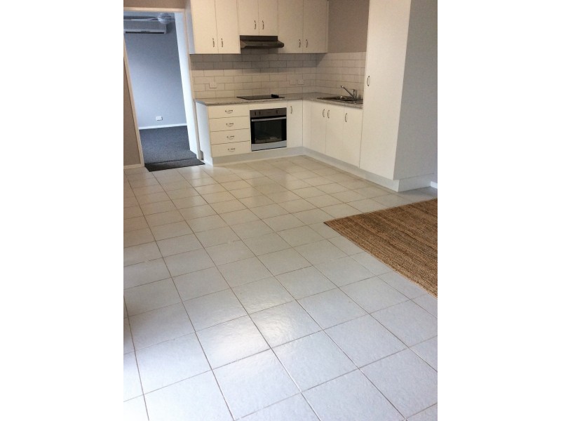 2/34 Pengana Crescent, Mollymook NSW 2539