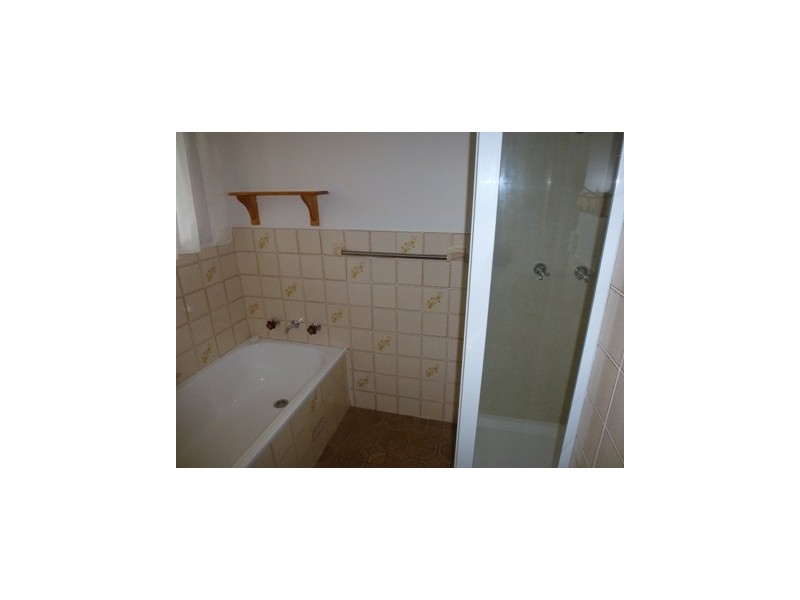 42 Leigh Crescent, Ulladulla NSW 2539