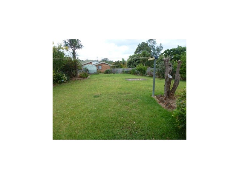 42 Leigh Crescent, Ulladulla NSW 2539