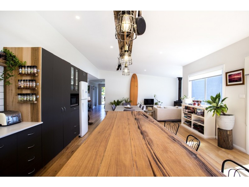 5 Scorpio Grove, Narrawallee NSW 2539