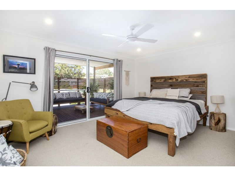 5 Scorpio Grove, Narrawallee NSW 2539