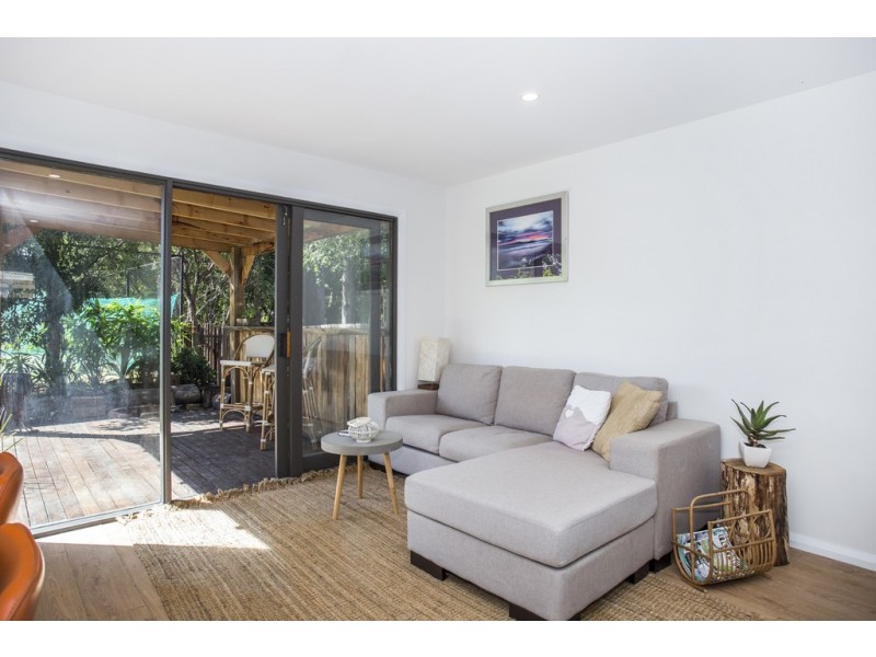 5 Scorpio Grove, Narrawallee NSW 2539