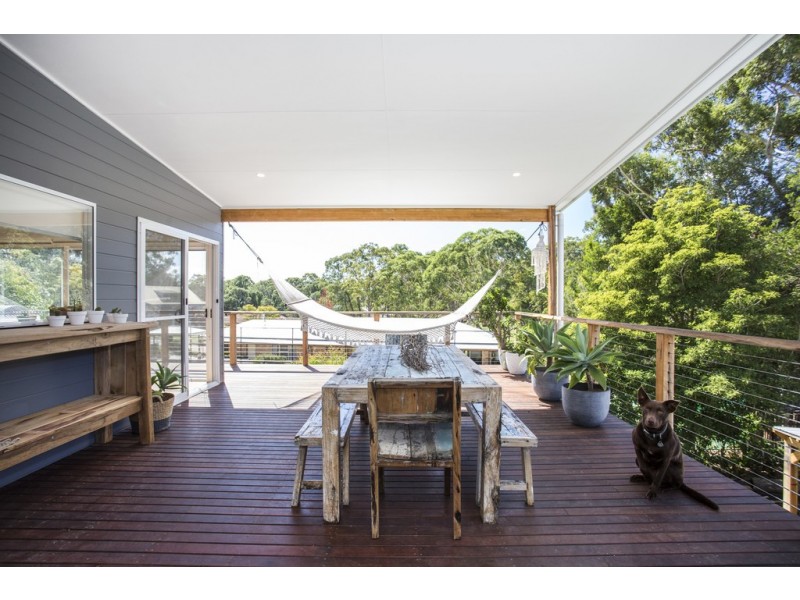 5 Scorpio Grove, Narrawallee NSW 2539