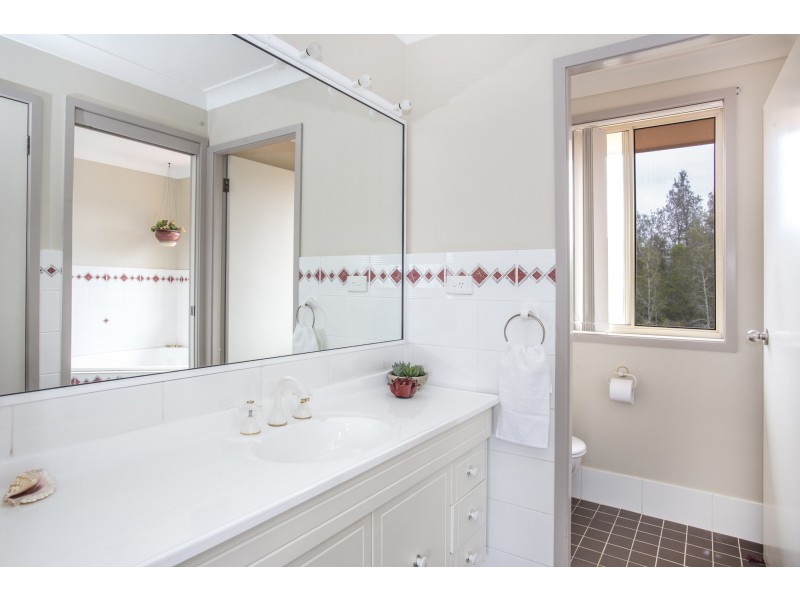 79 Lake Conjola Entrance Road, Lake Conjola NSW 2539