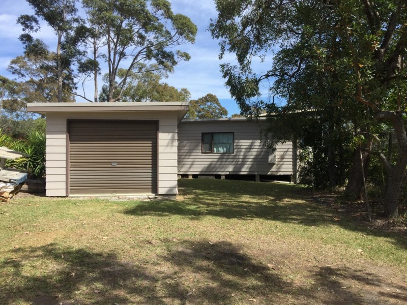 34 Wallaroy Drive, Burrill Lake NSW 2539