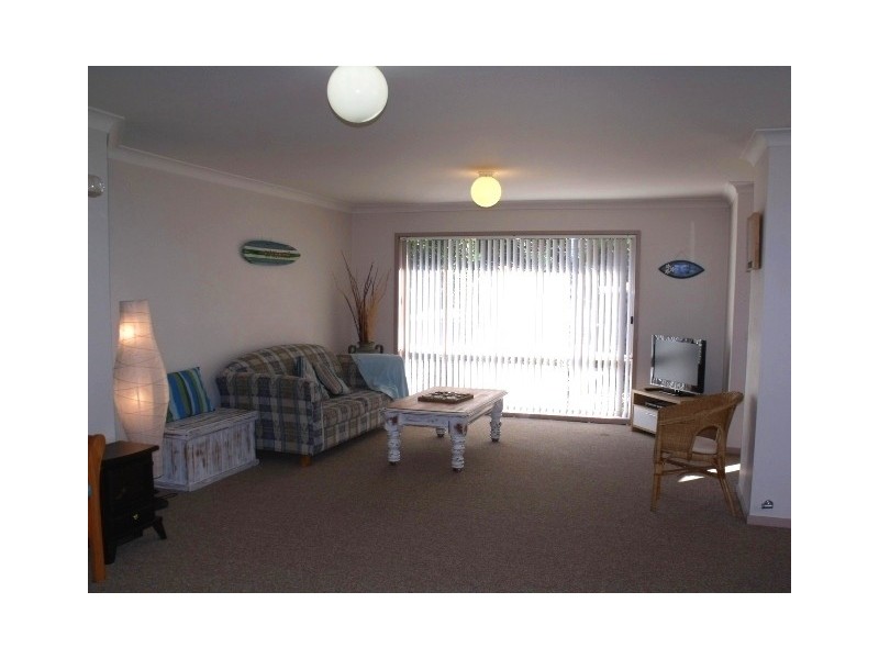 6/13-15 Augusta Place, Mollymook NSW 2539