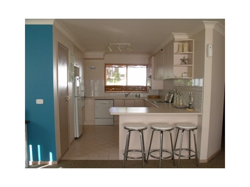 6/13-15 Augusta Place, Mollymook NSW 2539