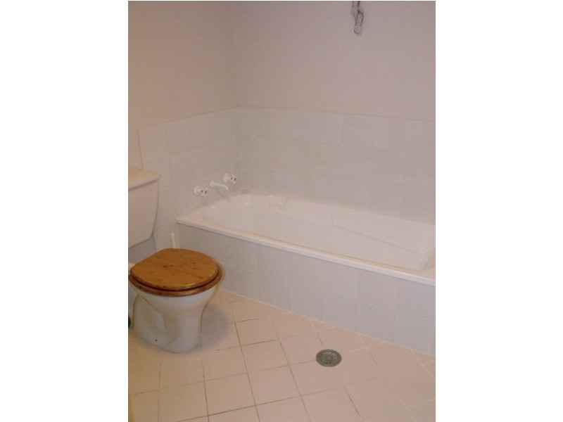 6/13-15 Augusta Place, Mollymook NSW 2539