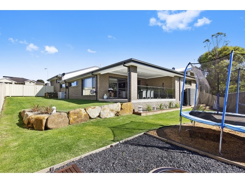 14 Everett Court, Mollymook Beach NSW 2539