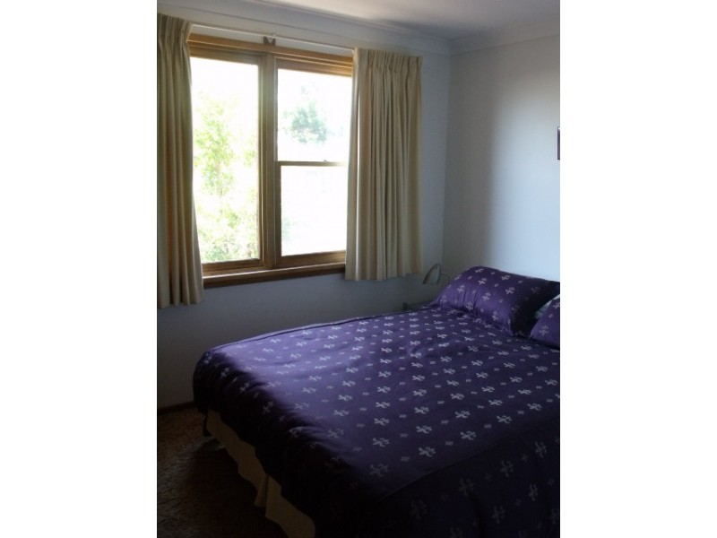 13 Manning Avenue, Narrawallee NSW 2539