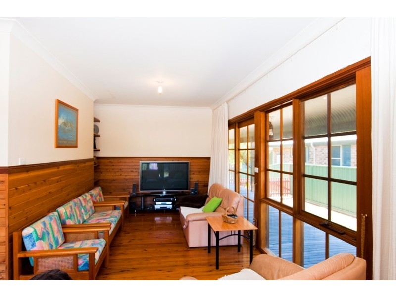 24 Normandy Street, Narrawallee NSW 2539