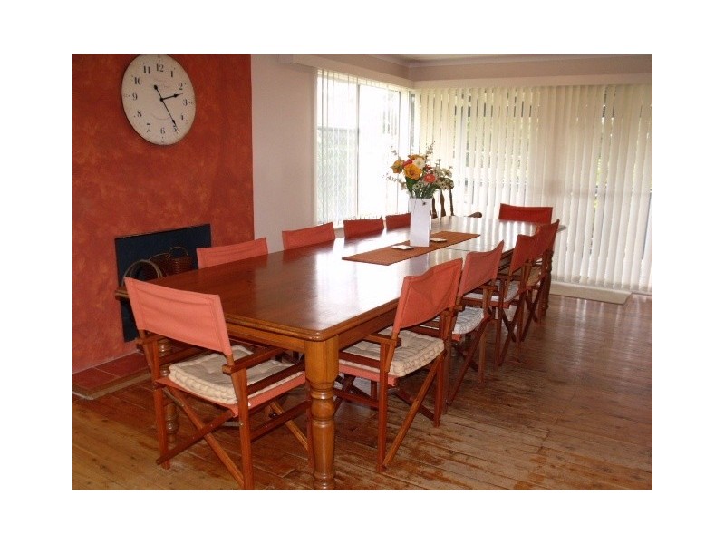 11 Clissold Street, Mollymook NSW 2539